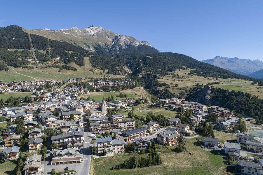 Il était une fois Bonneval-sur-Arc à la lueur des lanternes : visite guidée nocturne