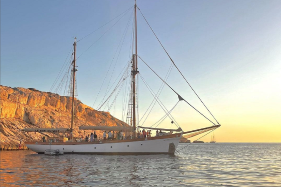 Soirée croisière au couchant sur Le Don du Vent