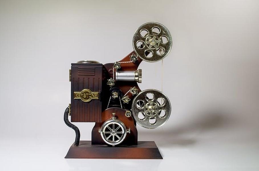 Caméra de cinéma datant de 1920