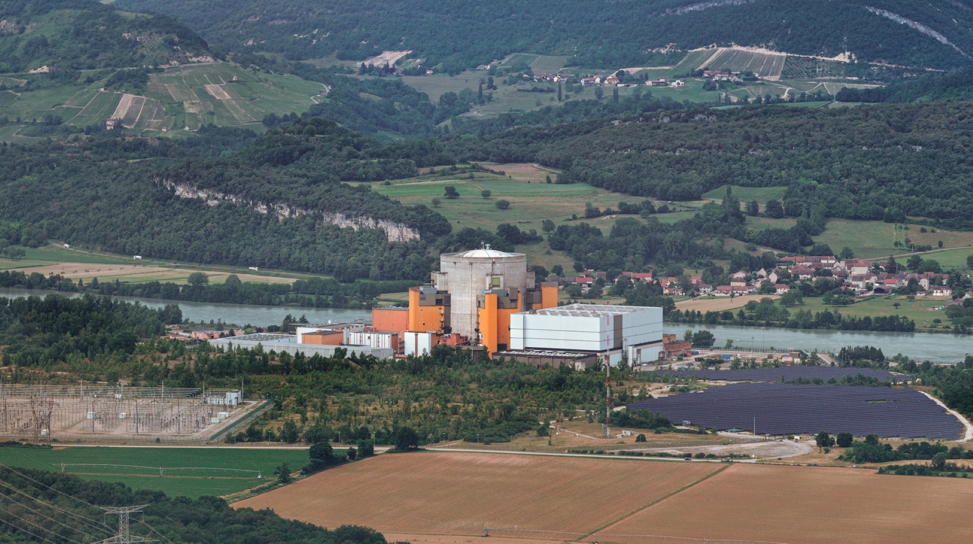 COMPLET - Visite commentée du bâtiment réacteur de Superphénix, la centrale EDF en déconstruction de Creys-Malville