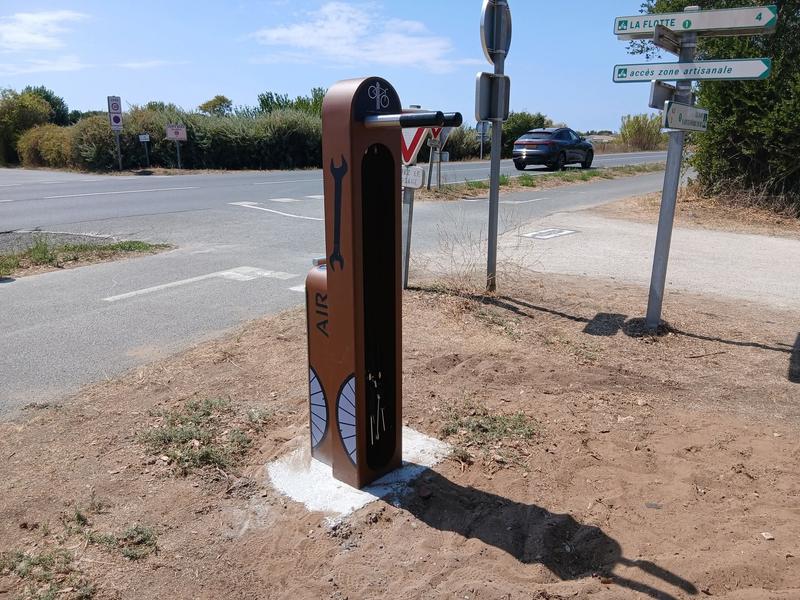 Borne de réparation vélos - Sainte-Marie-de-Ré