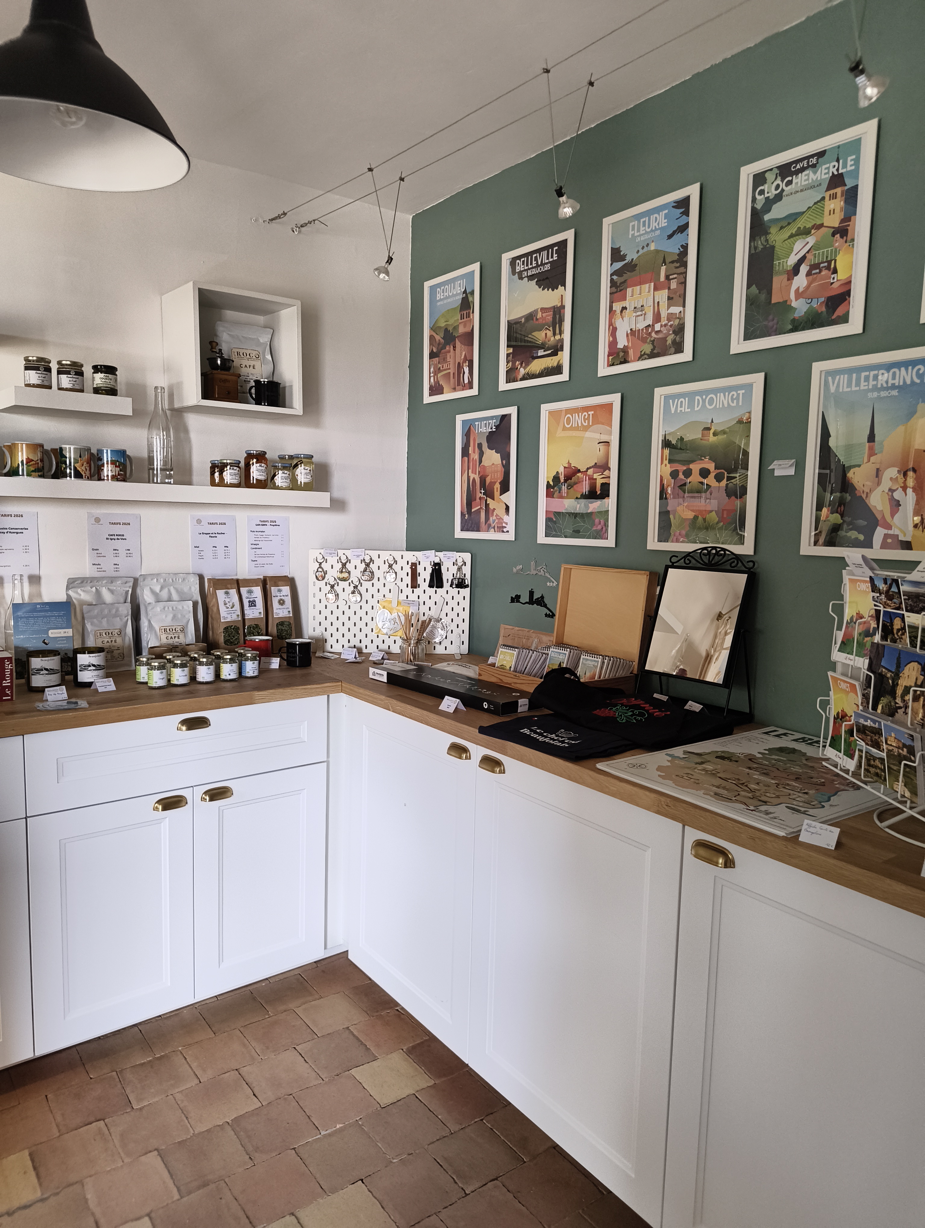 Boutique de l'antenne touristique de Oingt_Val d'Oingt