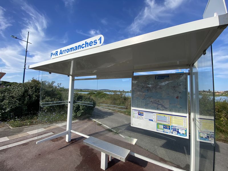 Parking Arromanches à Hyères