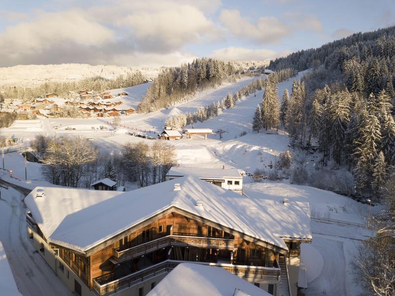 Cabuis Raphaël / The Ski Gathering : Séjour pour solos en demi-pension - Les Suites de l'Alpe - Mont-Blanc