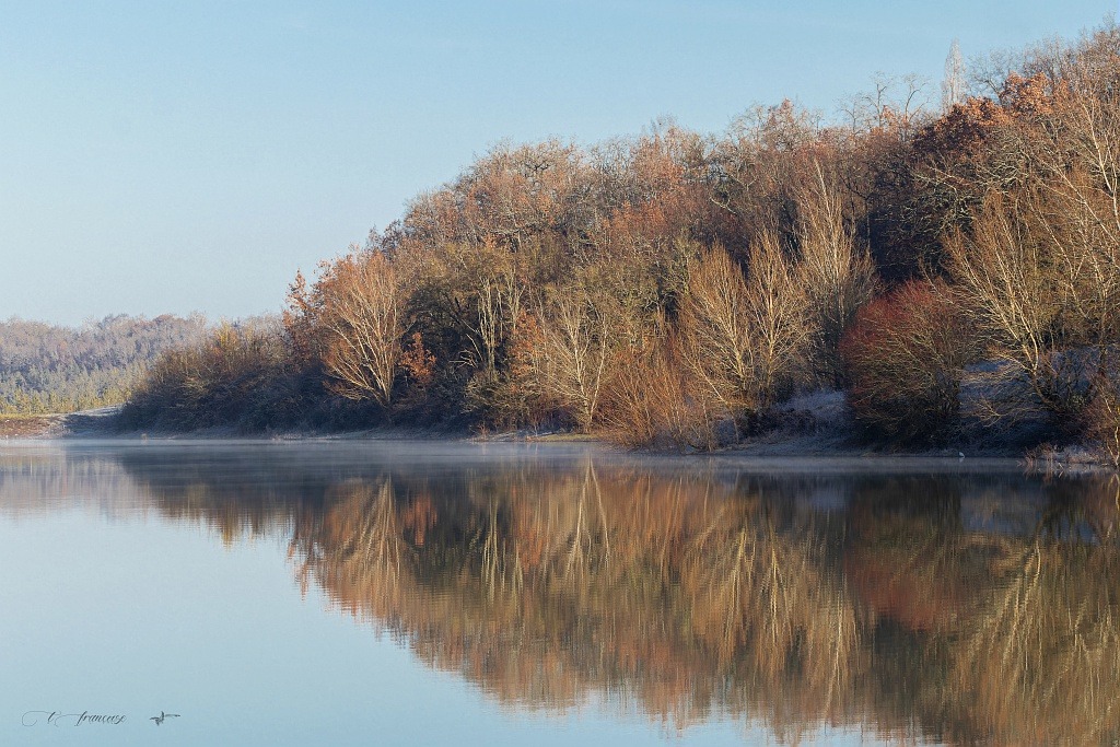 Le lac du Bousquetara