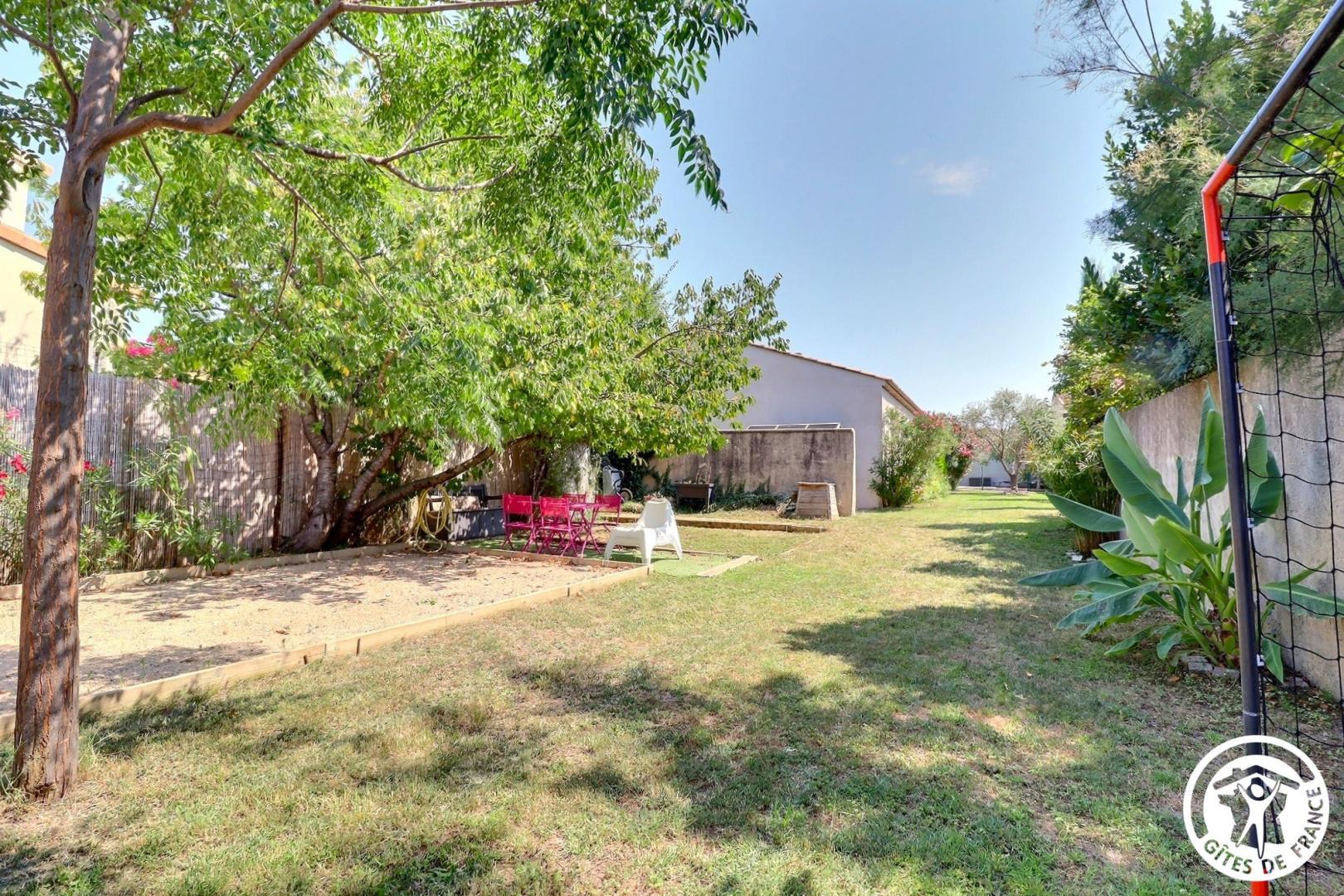 Holidays in Noves, Noves - photo 25