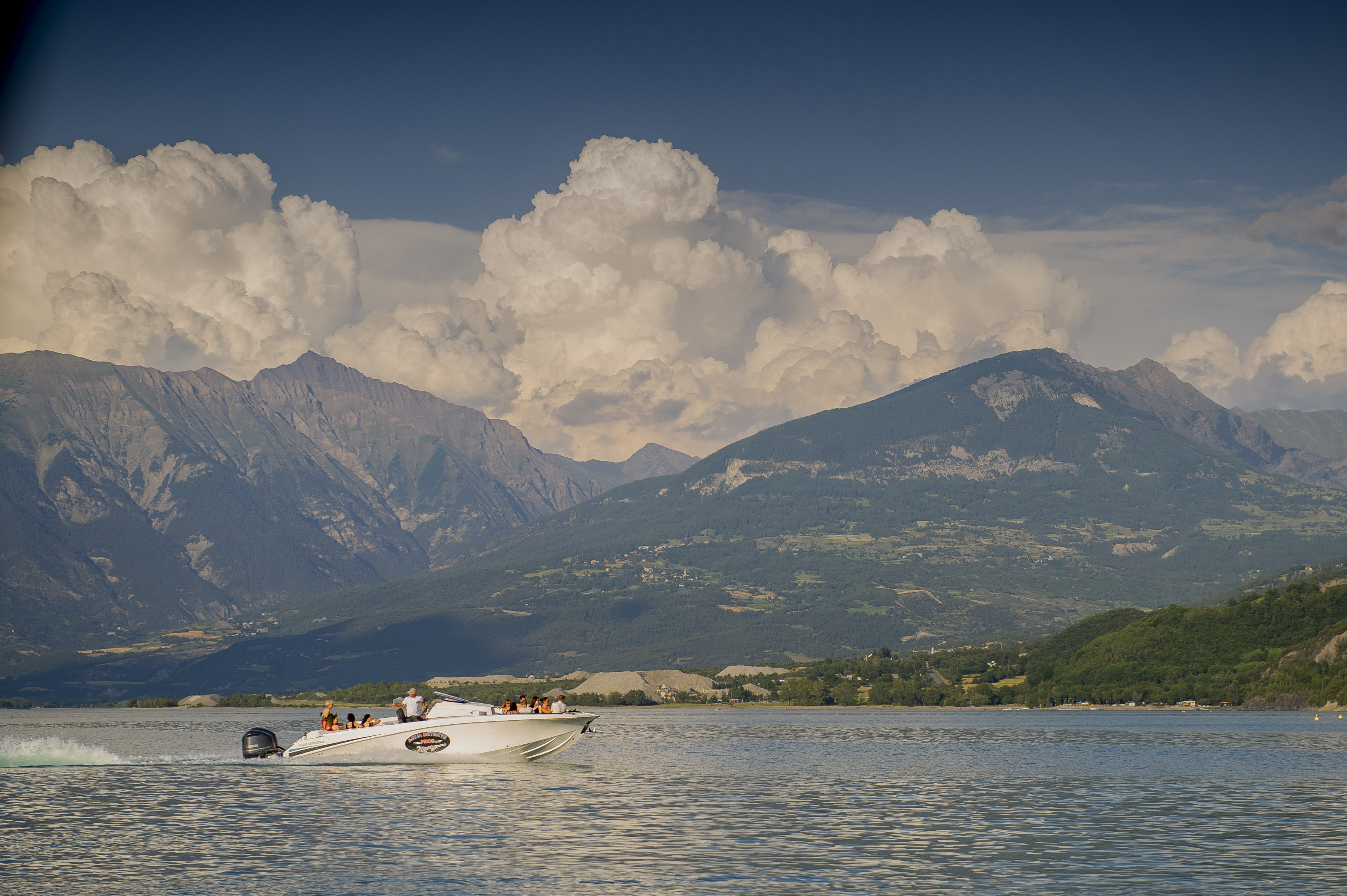 Aqua Détente Pros : Bateau Excursions, Balades SAVINES-LE-LAC