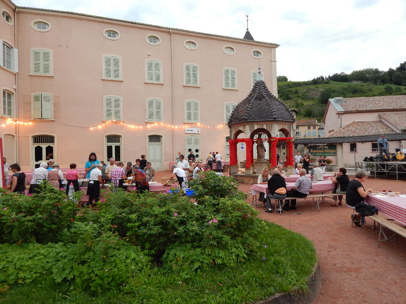 Guinguette village Beaujeu