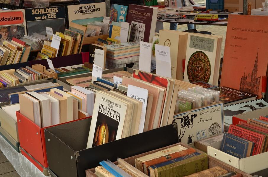 Bourse aux jouets et  livres
