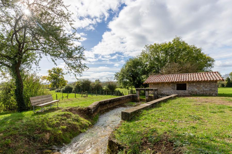Frontonas - Balcons du Dauphiné - Nord-Isère - à moins d'une heure de Lyon