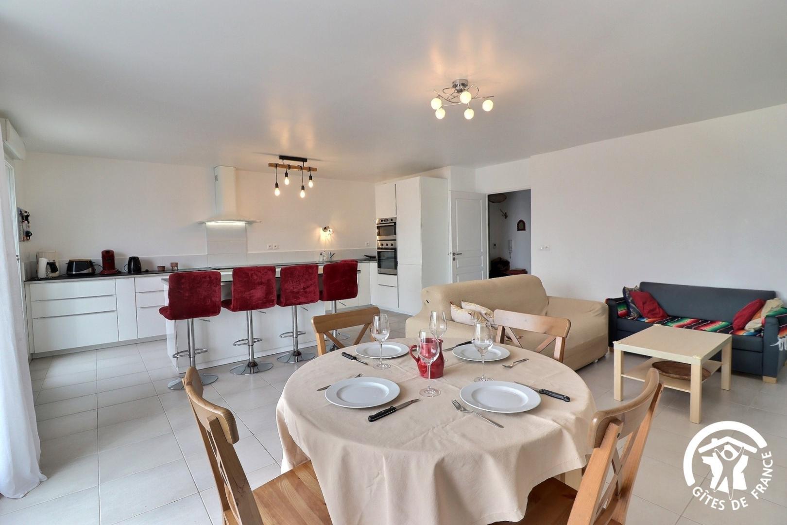 Terrasse Massilia, Marseille 12e Arrondissement - photo 2