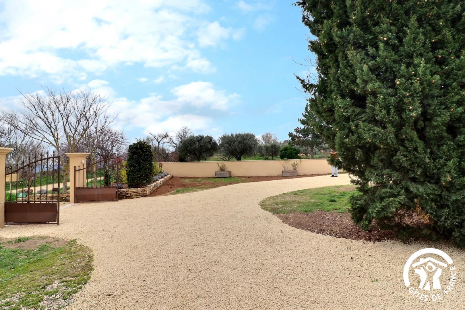 La Feniere, Vernègues - photo 9