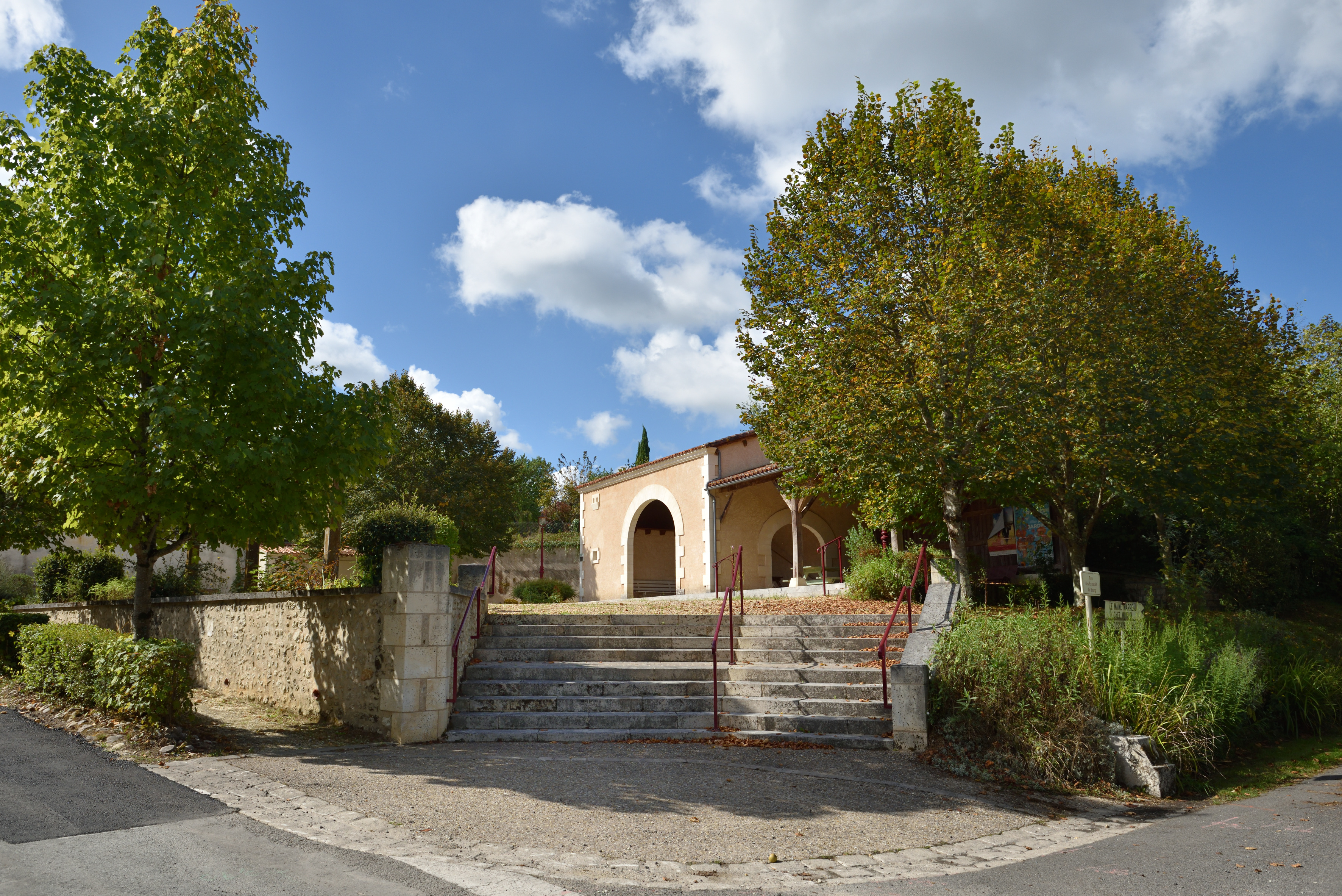 Aire de pique-nique de Rioux-Martin