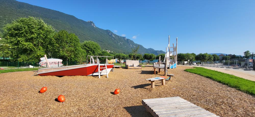 Croix Verte_aire de jeux