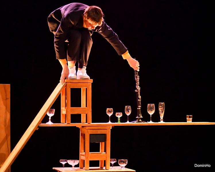 Spectacle A Tiroirs ouverts