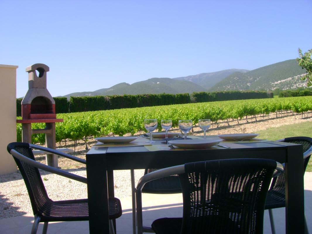 Terrasse vue sur les montages