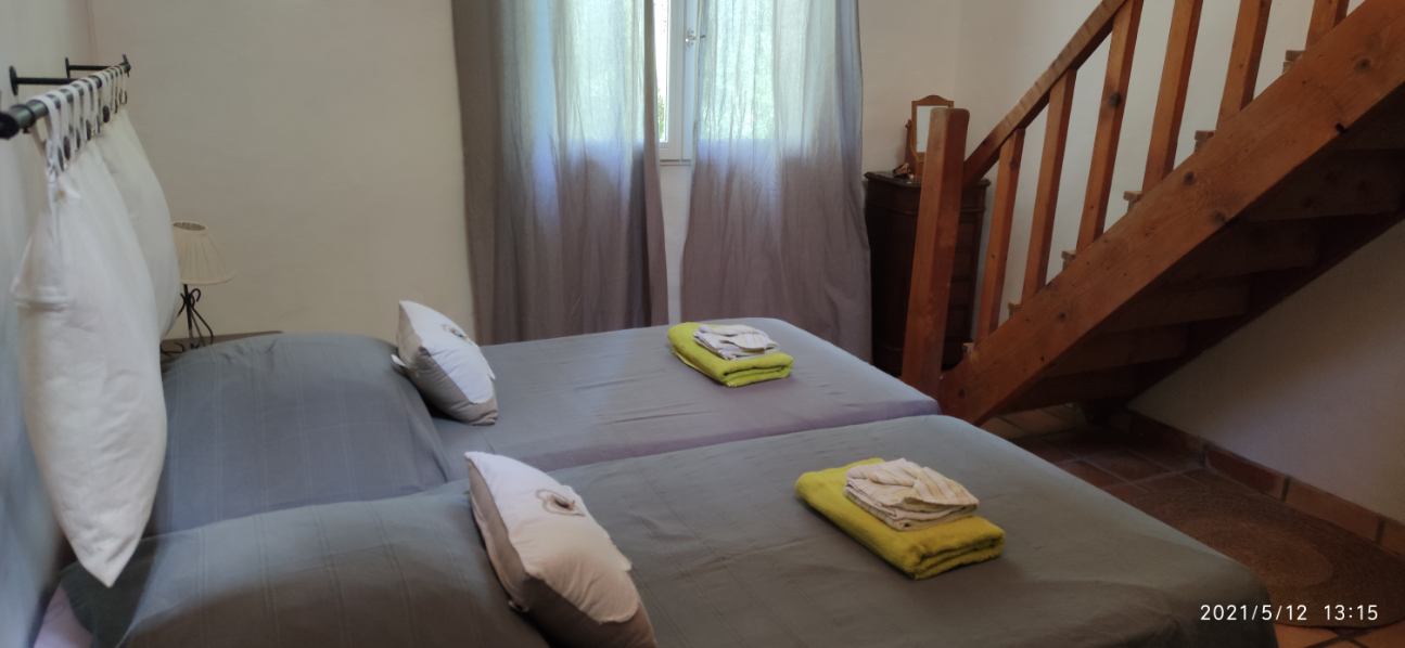 Mas Jullian, Graveson - photo 5