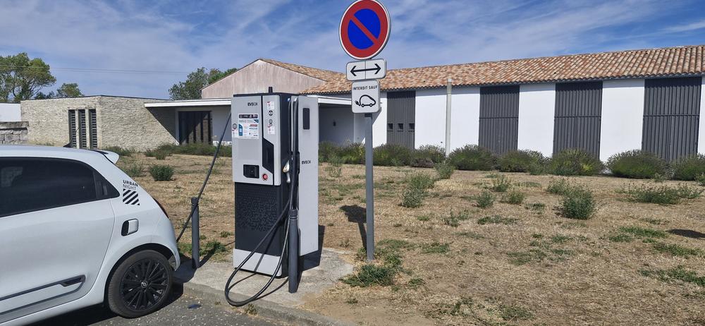 Borne recharge voitures électriques à Sainte-Marie-de-Ré