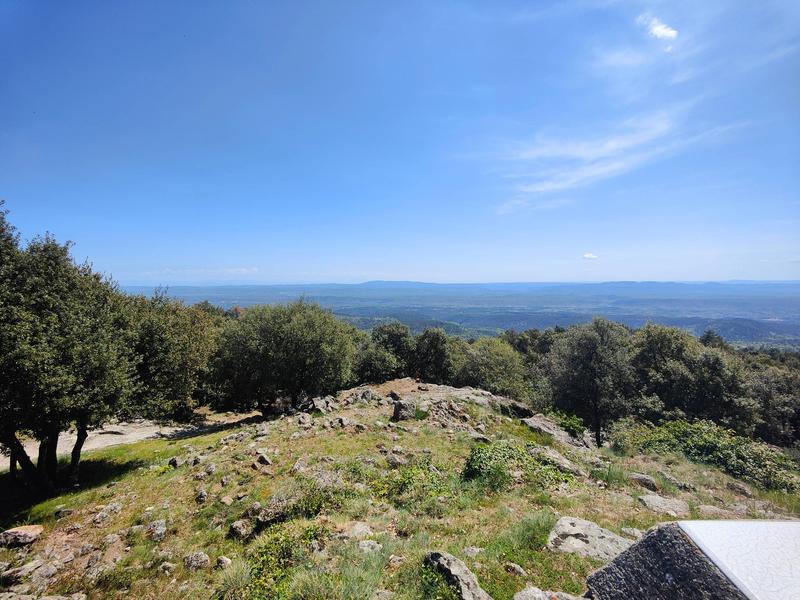 Vue depuis la Tour de Brison sur le sud-Ardèche