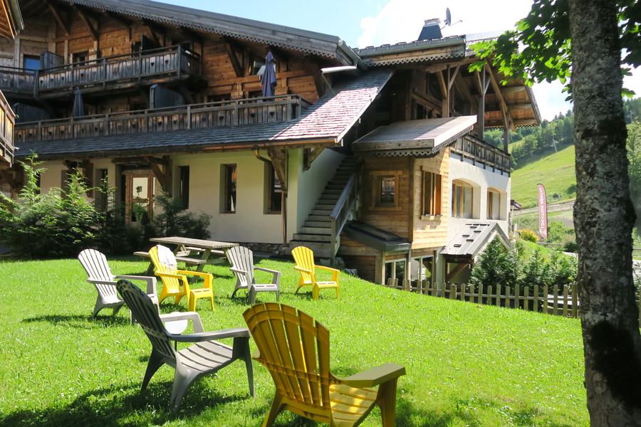 Cabuis Raphaël / The Ski Gathering : Séjour pour solos en demi-pension - Les Suites de l'Alpe - Mont-Blanc