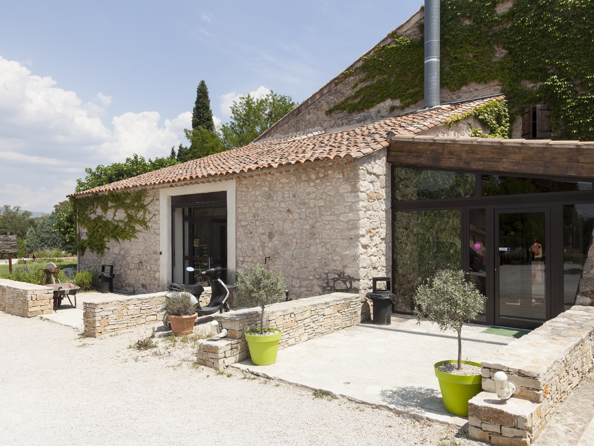 Déjeunez sous l'arbre, Rousset - photo 11