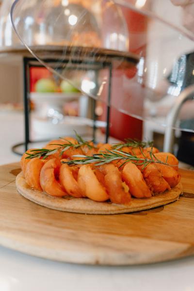 Une tarte aux fruits.