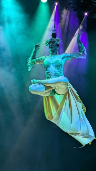 Spectacle Frissons - Grand Cabaret de Vichy