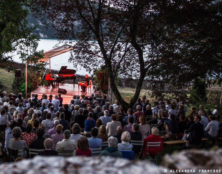 Château de Duingt Presqu'île de l'Imaginaire