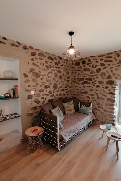 Salon du gîte Chante Duc aux Gîtes de Sylilanse à St Pons