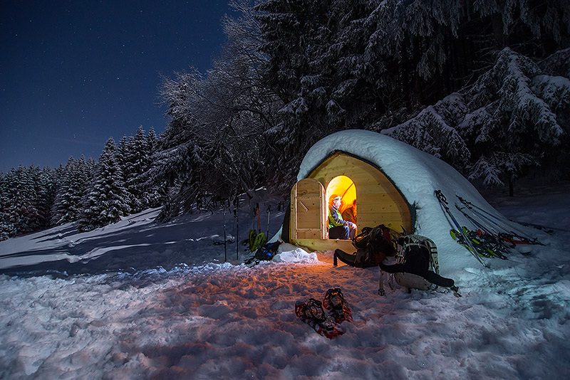 Randonnée nocturne et repas en caban'igloo