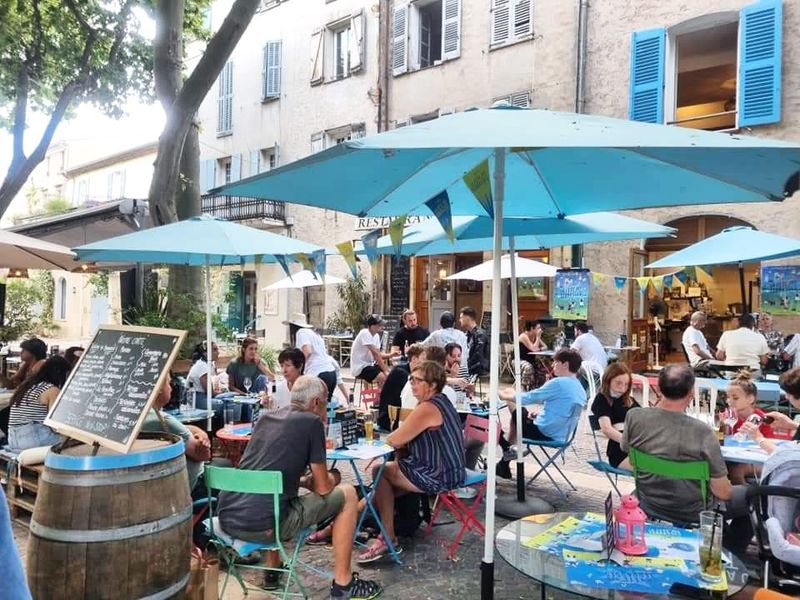 Bar à vin Nestuby - Cotignac