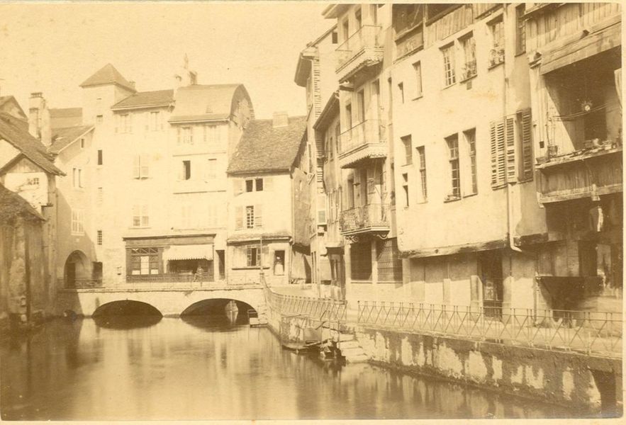 Le Pont Morens d'Annecy à l'époque du 