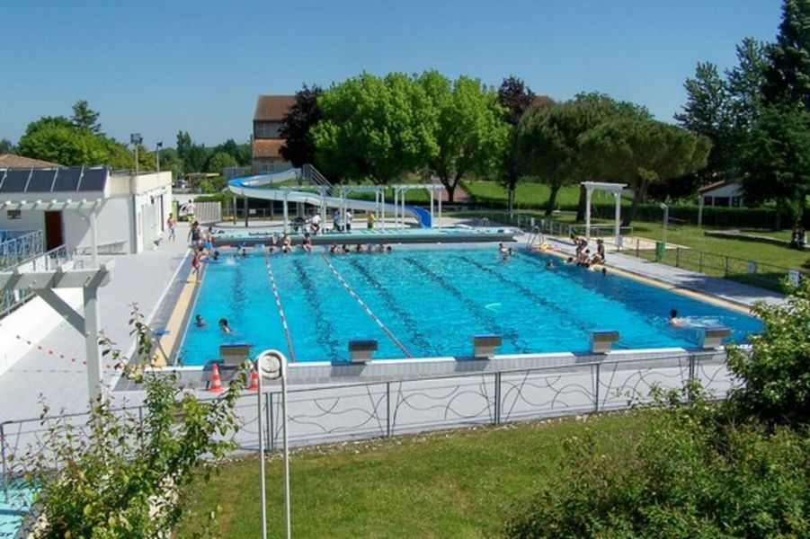 Piscine communautaire de plein air "La Doue"