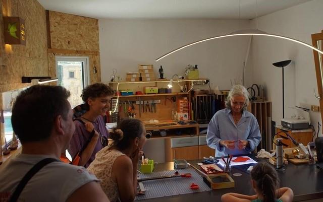 Création d'un vitrail à Aigubelette