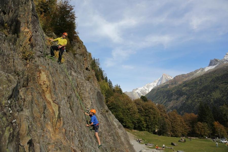 Stages escalade junior- Compagnie des Guides_Chamonix-Mont-Blanc