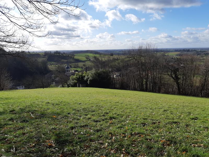 Sur les hauteurs de Salavre