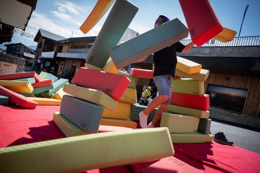 Le Festoche des Mioches | Cabane en mousse_Plagne-Montalbert