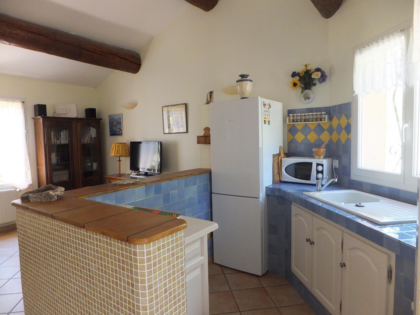 Le Clos Des Oliviers et la Tour