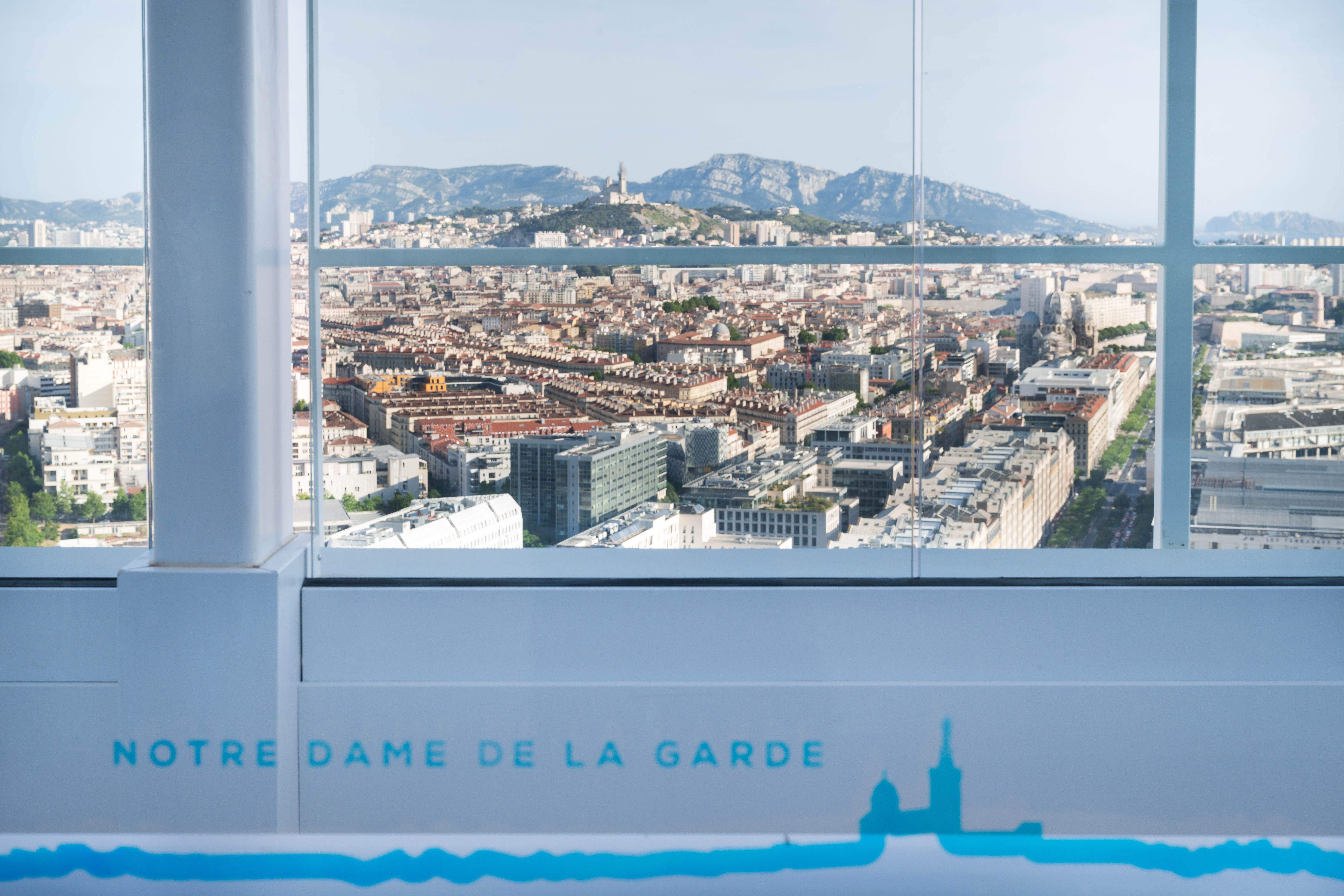 Sky Center Tour La Marseillaise