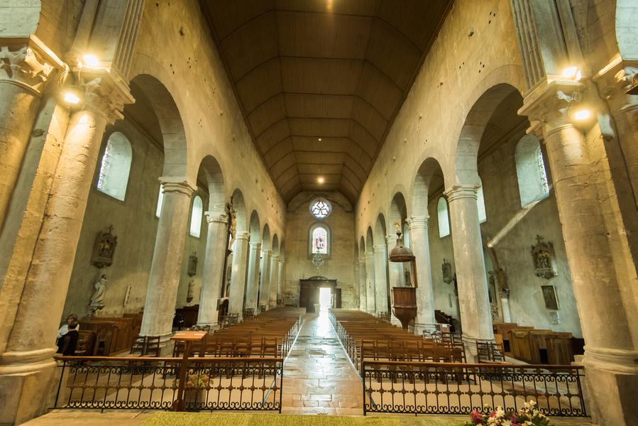 Saint-Chef, cité abbatiale - Balcons du Dauphiné - Nord Isère - à moins d'une heure de Lyon