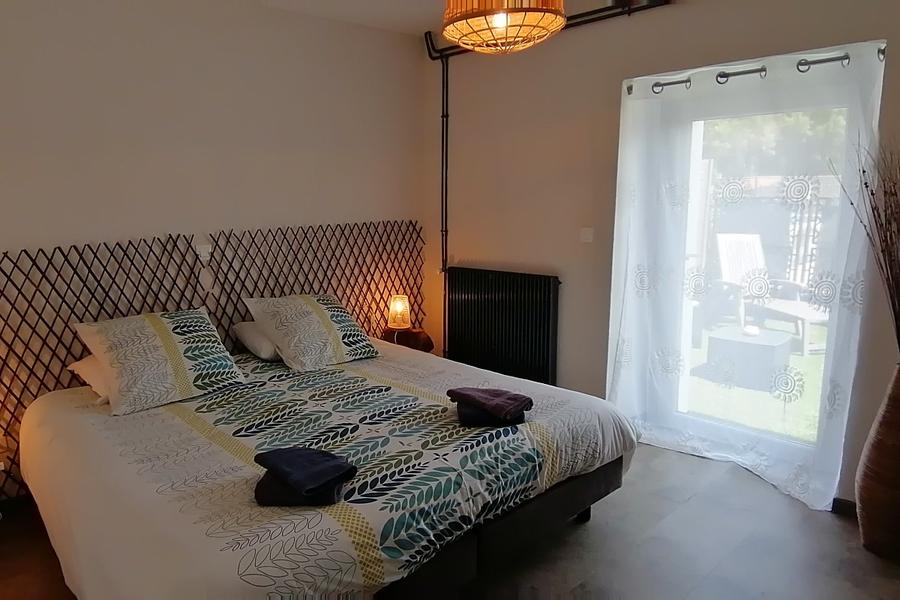 Chambre avec lit 180x200 ou 2 lits simples de 90x200 - Sylilanse - Gîte Chante Mûre à St Pons