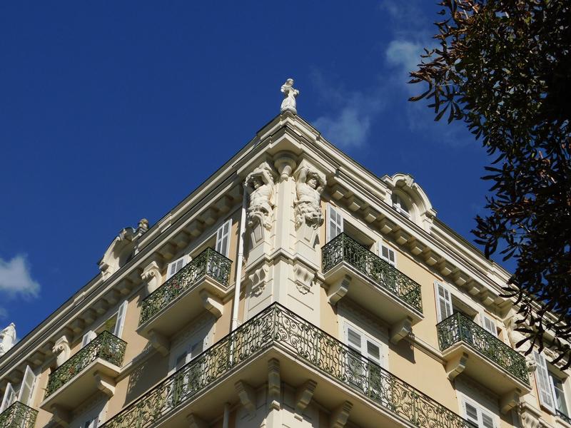 palace-aixlesbainsrivieradesalpes