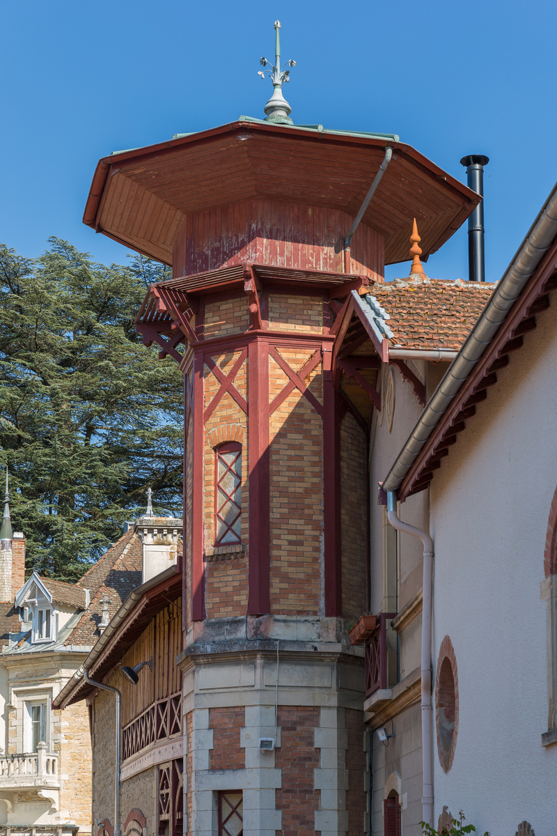 montcivet_tourelle.jpg