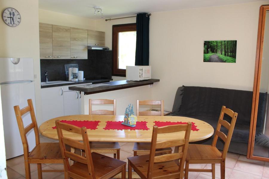 Gîte Les Faons-Séjour-Roubion Les Buisses-Gîtes de France des Alpes-Maritimes