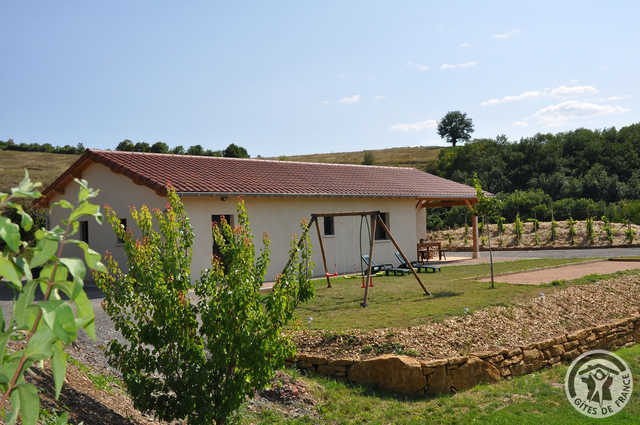 Gîte 'Nid vu Nid connu' à St Laurent d'Oingt - Val d'Oingt (Rhône - Beaujolais).