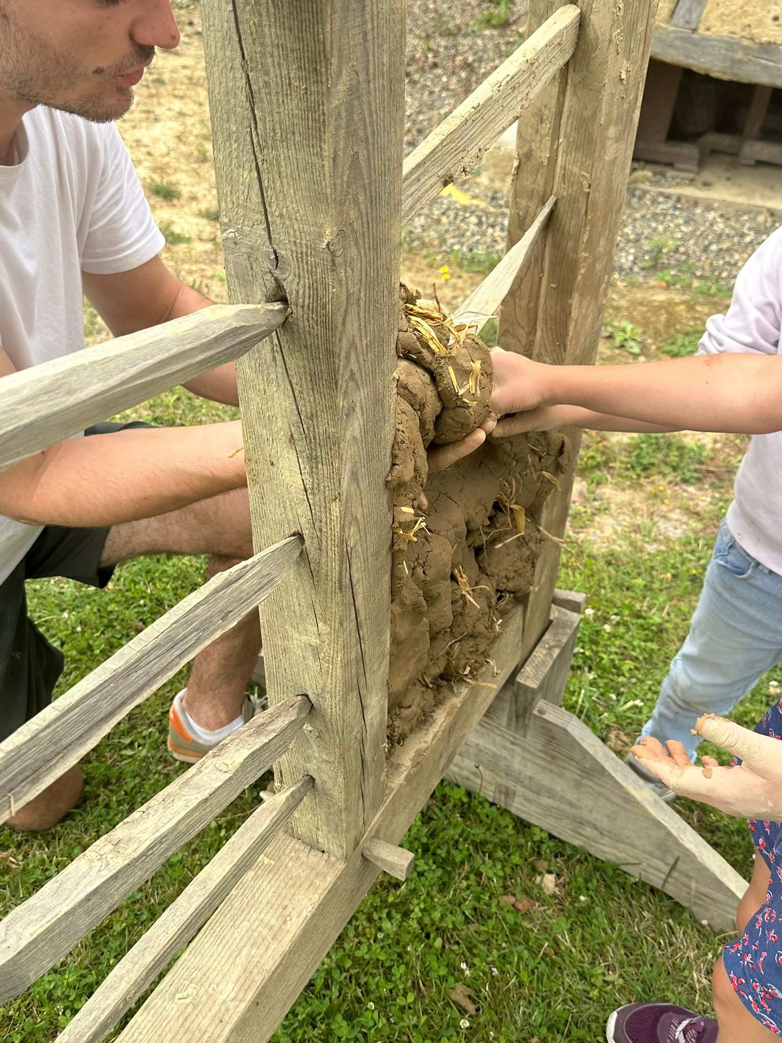 Atelier fabrication de torchis