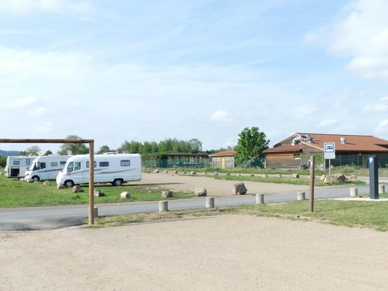 Aire et borne services camping-car