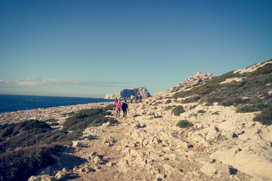 Yoga & Rando Calanque de Sugiton