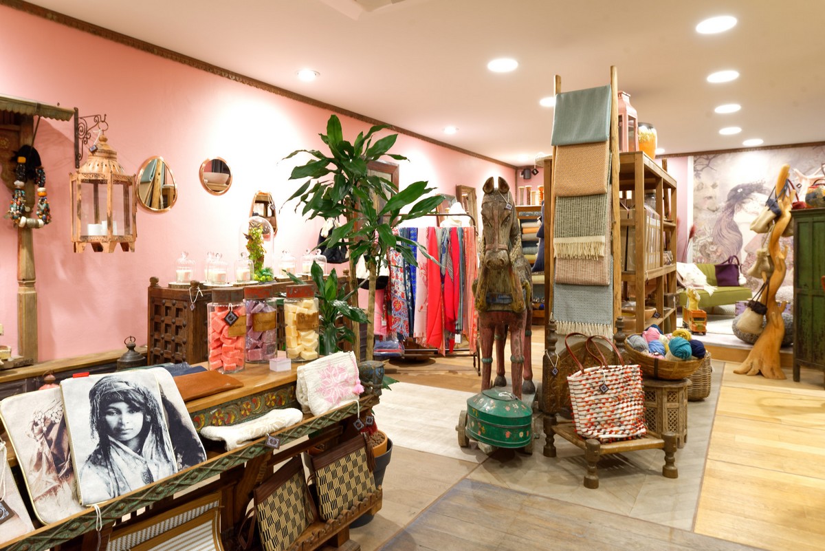 Boutique Déco du Monde C Line B — photo 3