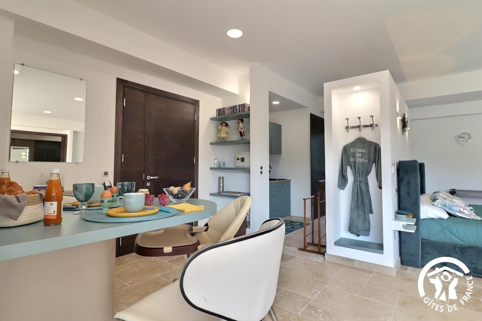 Domaine des Eucalyptus, Mollégès - photo 7